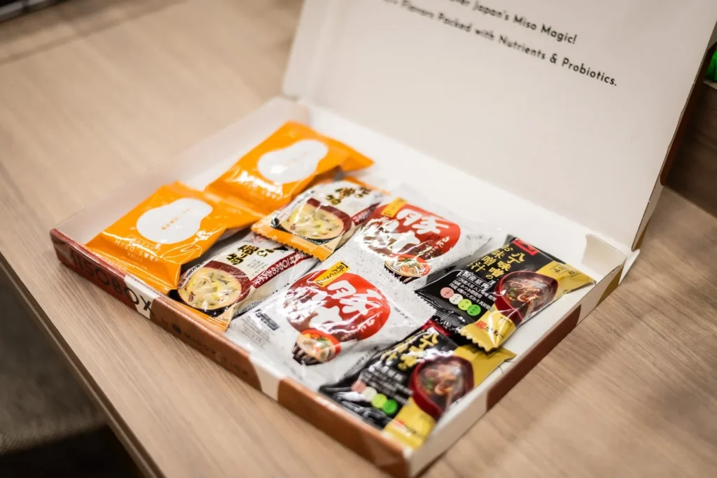 4種類のクラフト味噌汁を試食